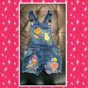 SUPER cute overall shorts